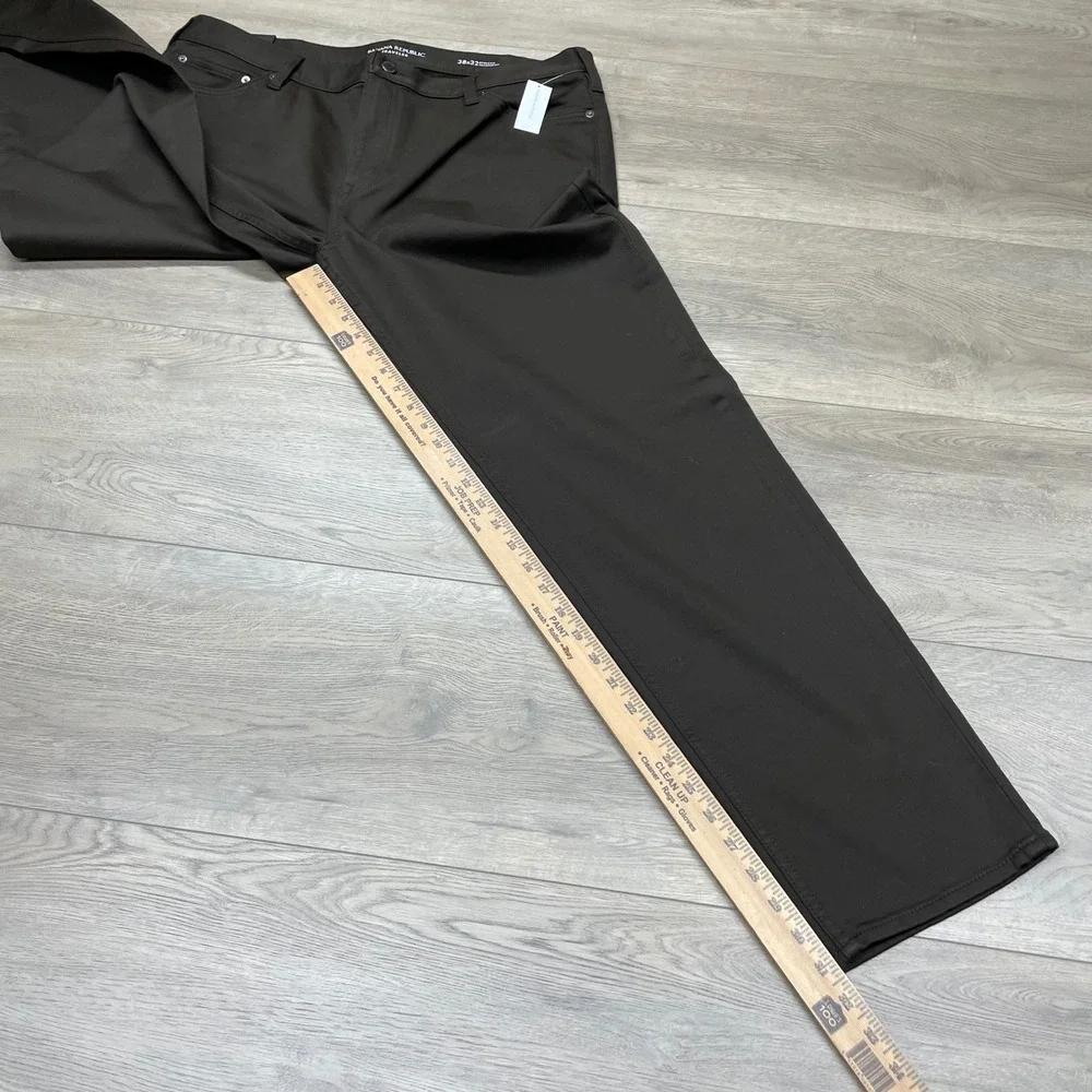 Banana Republic Traveler Pants Mens 38x32 Coffee Bean Athletic Tapered Fit